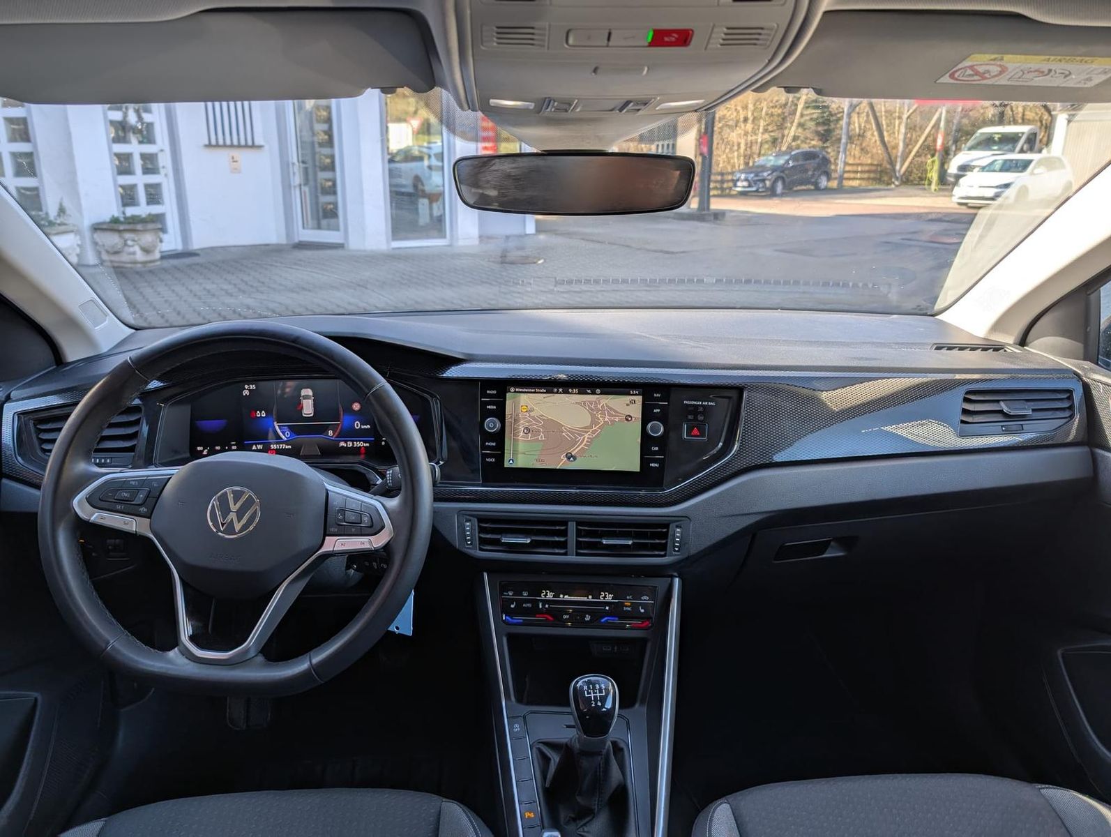 Volkswagen Taigo 1.0 TSI Life - Samsaru's Car Outlet