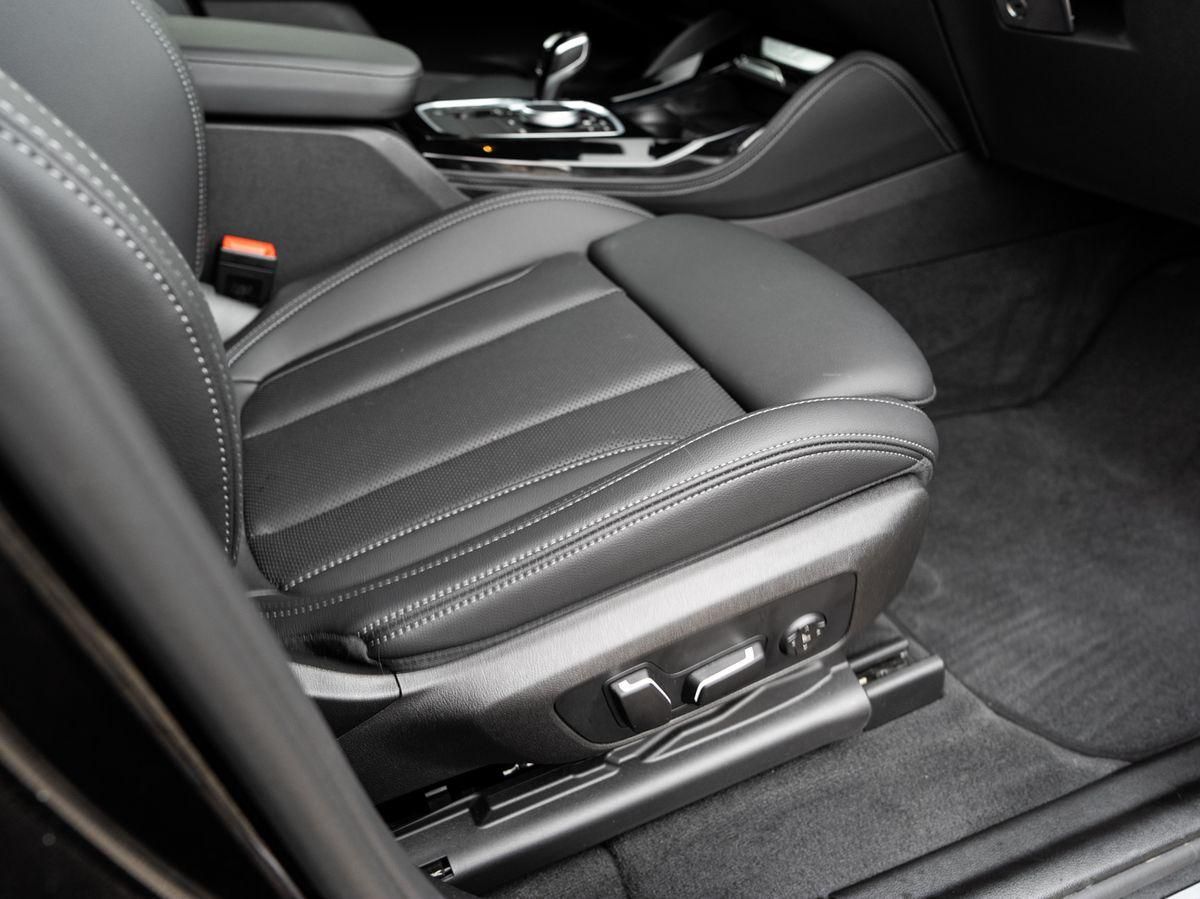 BMW X4 xDrive30d M-Sport AHK PANO ACC HuD Laser KoZg