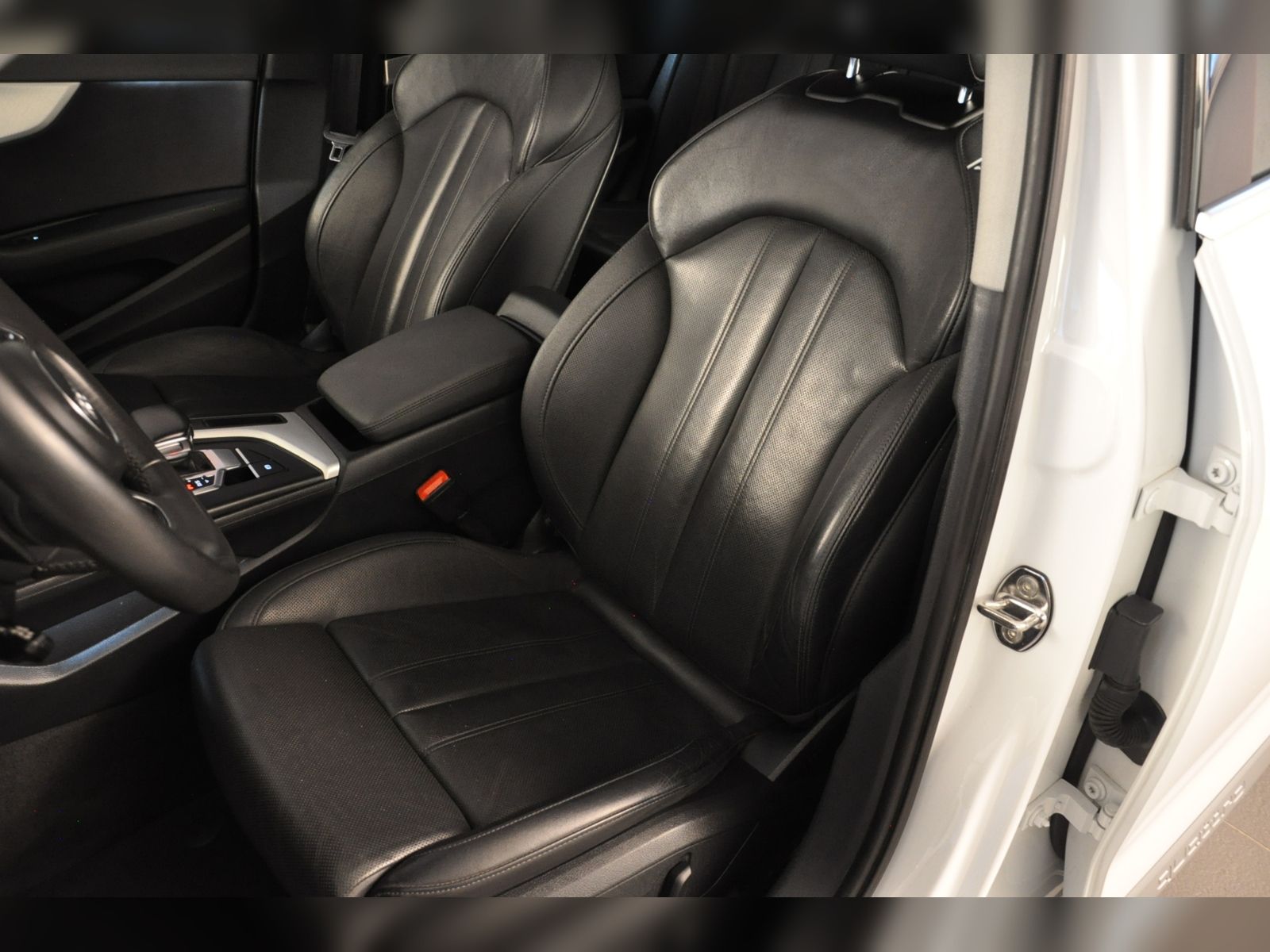 Audi A4 allroad quattro 40TDI Stadt+Tour LED Navi Pan