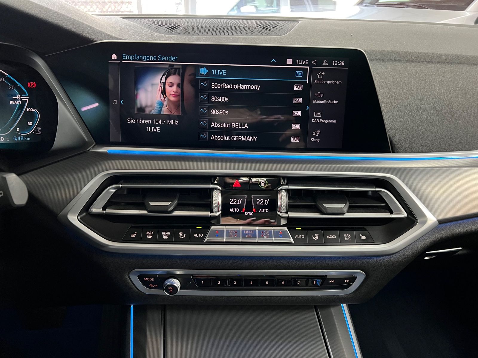 BMW X5 xDrive 45e AHK+HaKa+ACC+HuD+4Z+Pano+Park+LED
