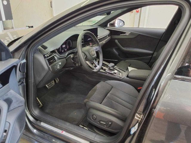 Audi A4 Avant S line 40 TFSI quattro S tronic NAVI B&