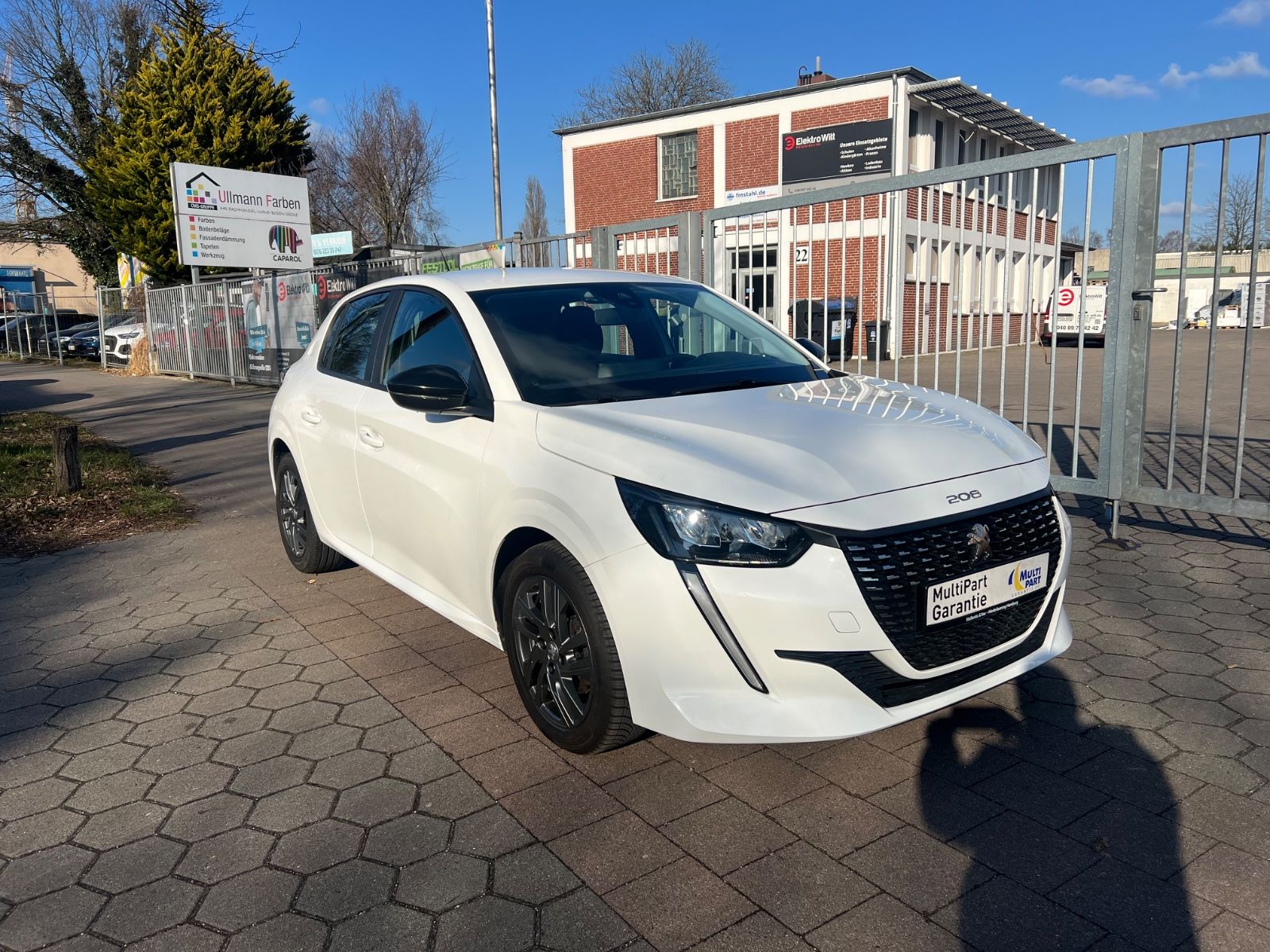 Peugeot 208 Active Pack - Samsaru's Car Outlet