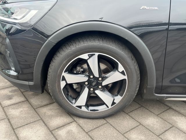 Ford Focus Active X/ Autom./AHK/ Fahrerassistenzpaket