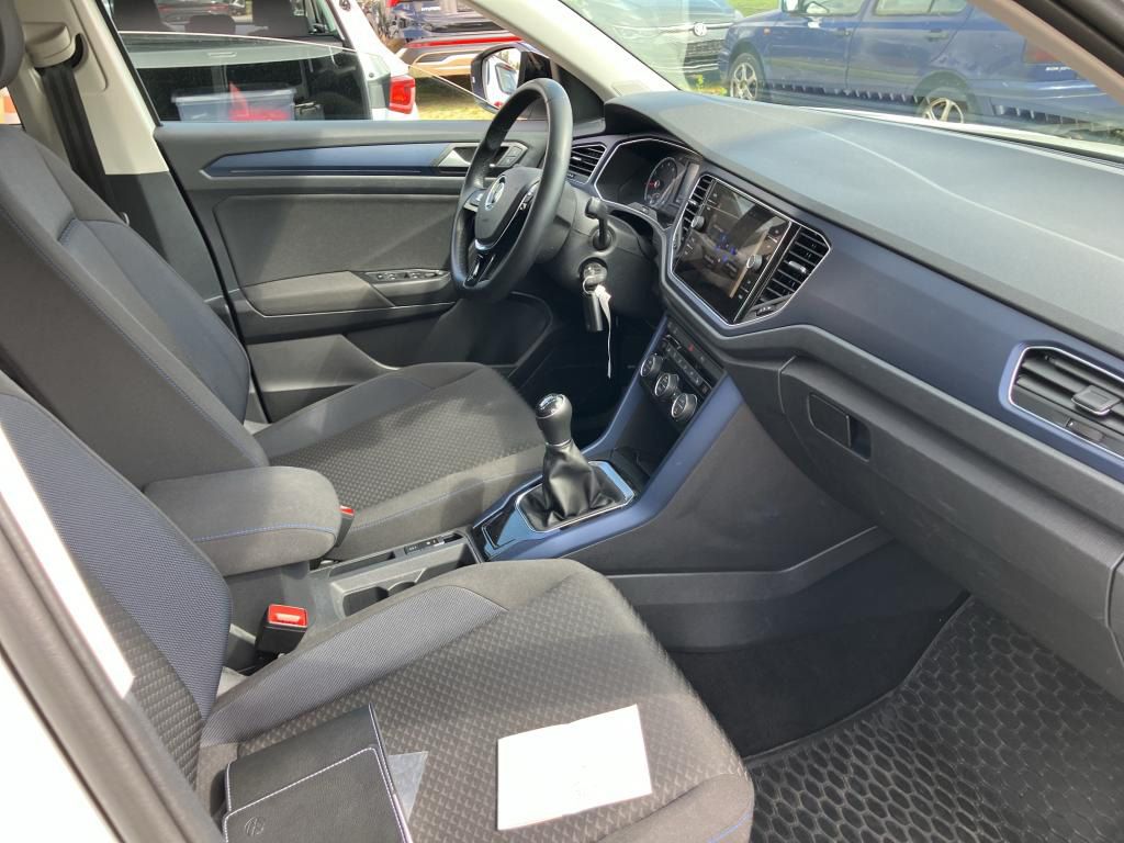 Volkswagen T-Roc 1.0 TSI - Samsaru's Car Outlet