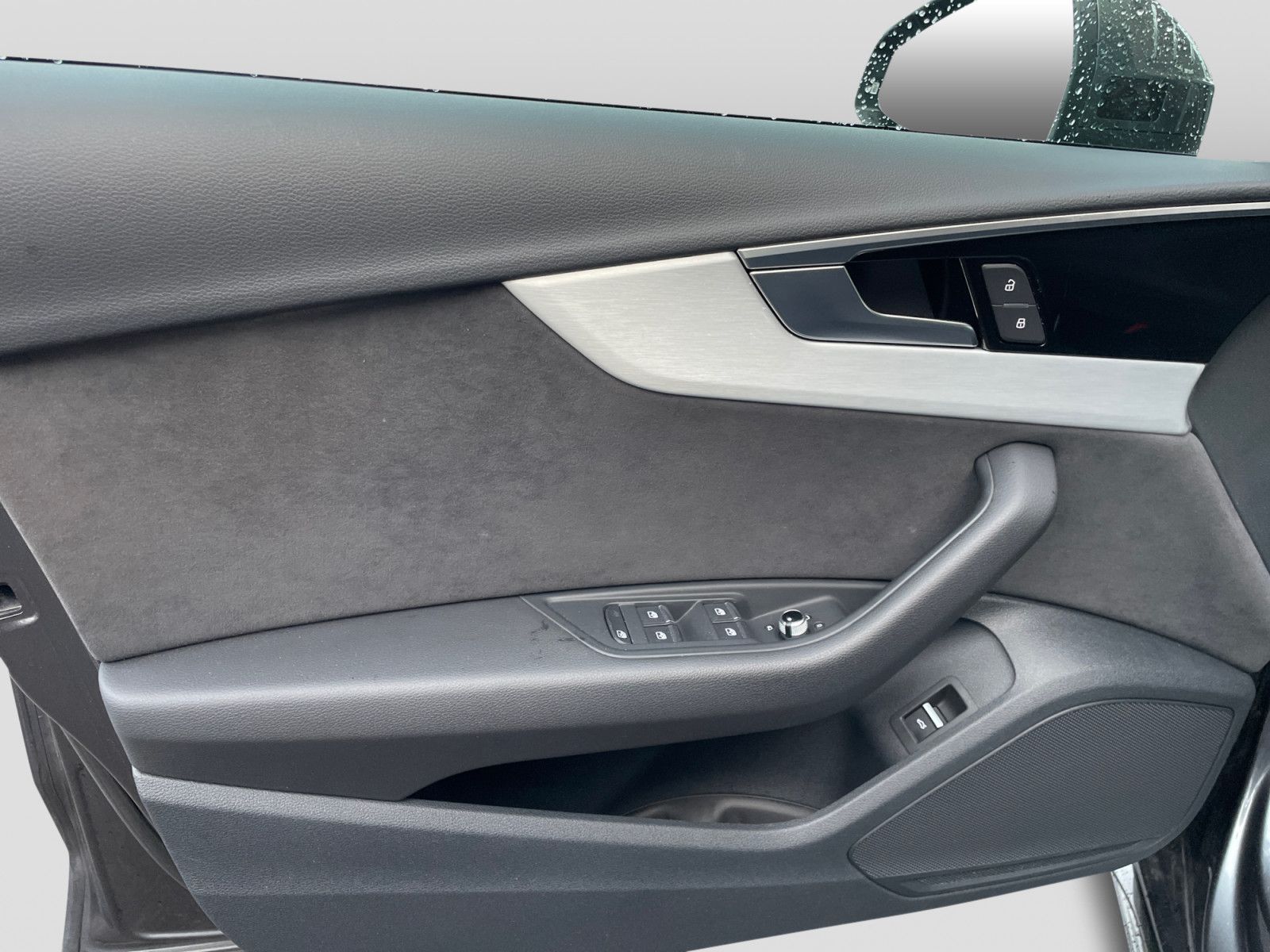 Audi A4 Limousine 50TDI quattro Tiptrc S-line Matrix