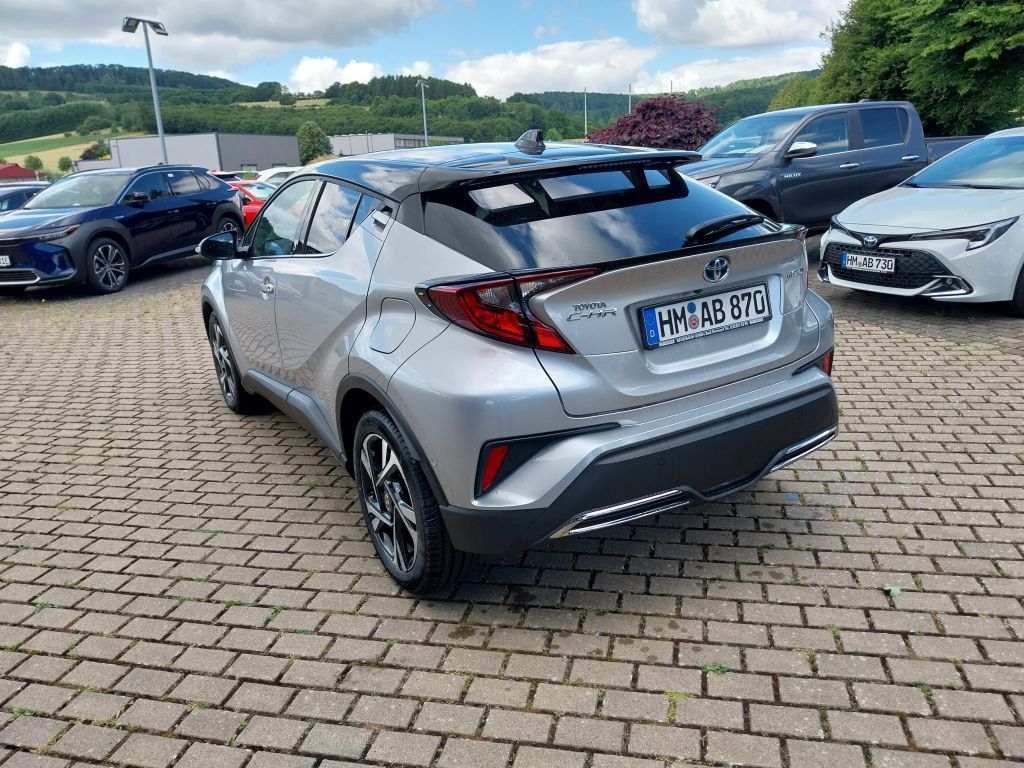 Toyota C-HR 2.0 Hybrid Team Deutschland - Samsaru's Car Outlet