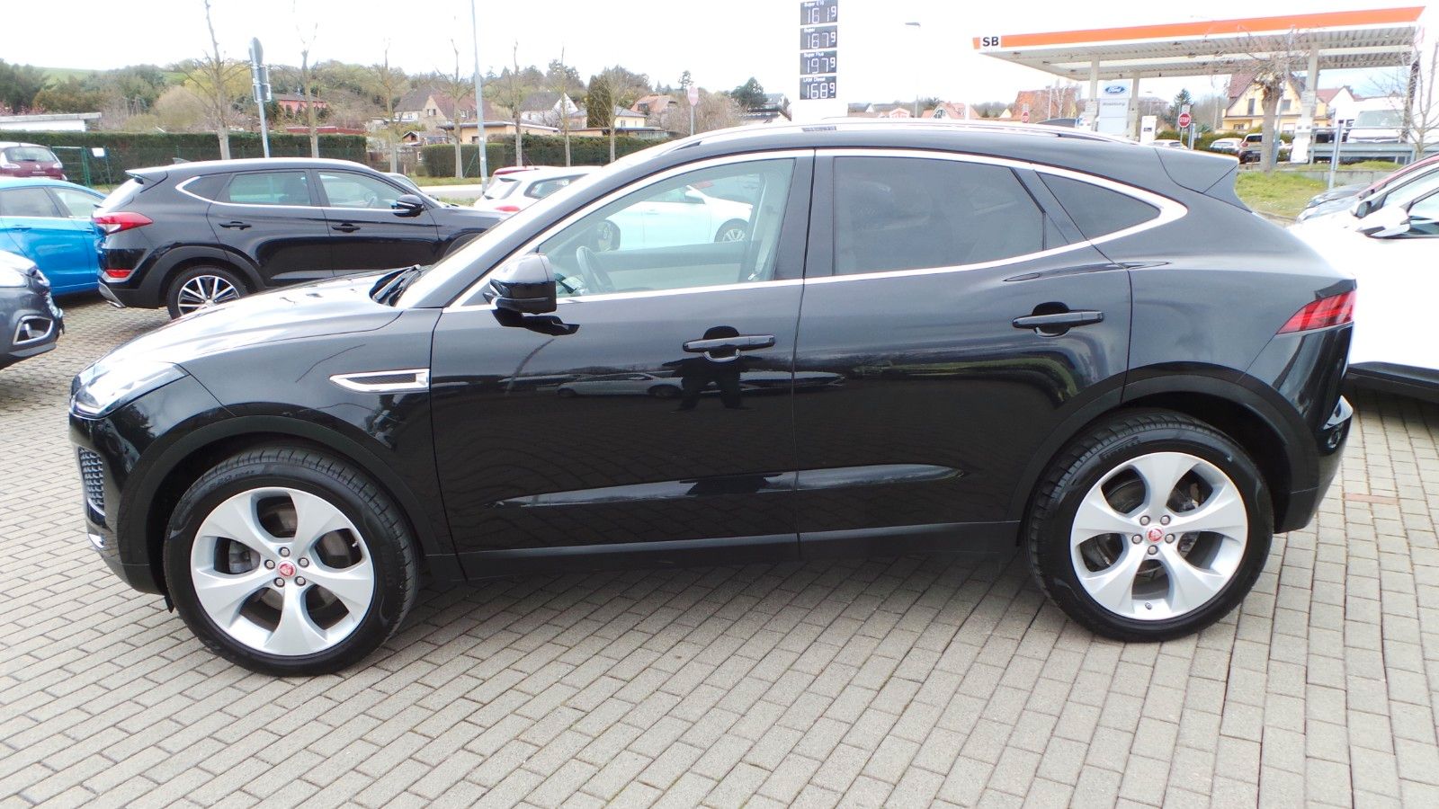 Jaguar E-Pace S AWD STANDHEIZ PANORAMA EL. HECKKLAPPE