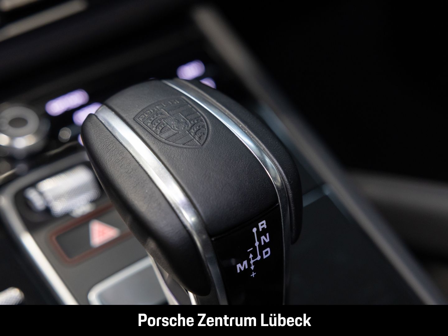 Porsche Cayenne S Coupe Hinterachslenkung Head-Up