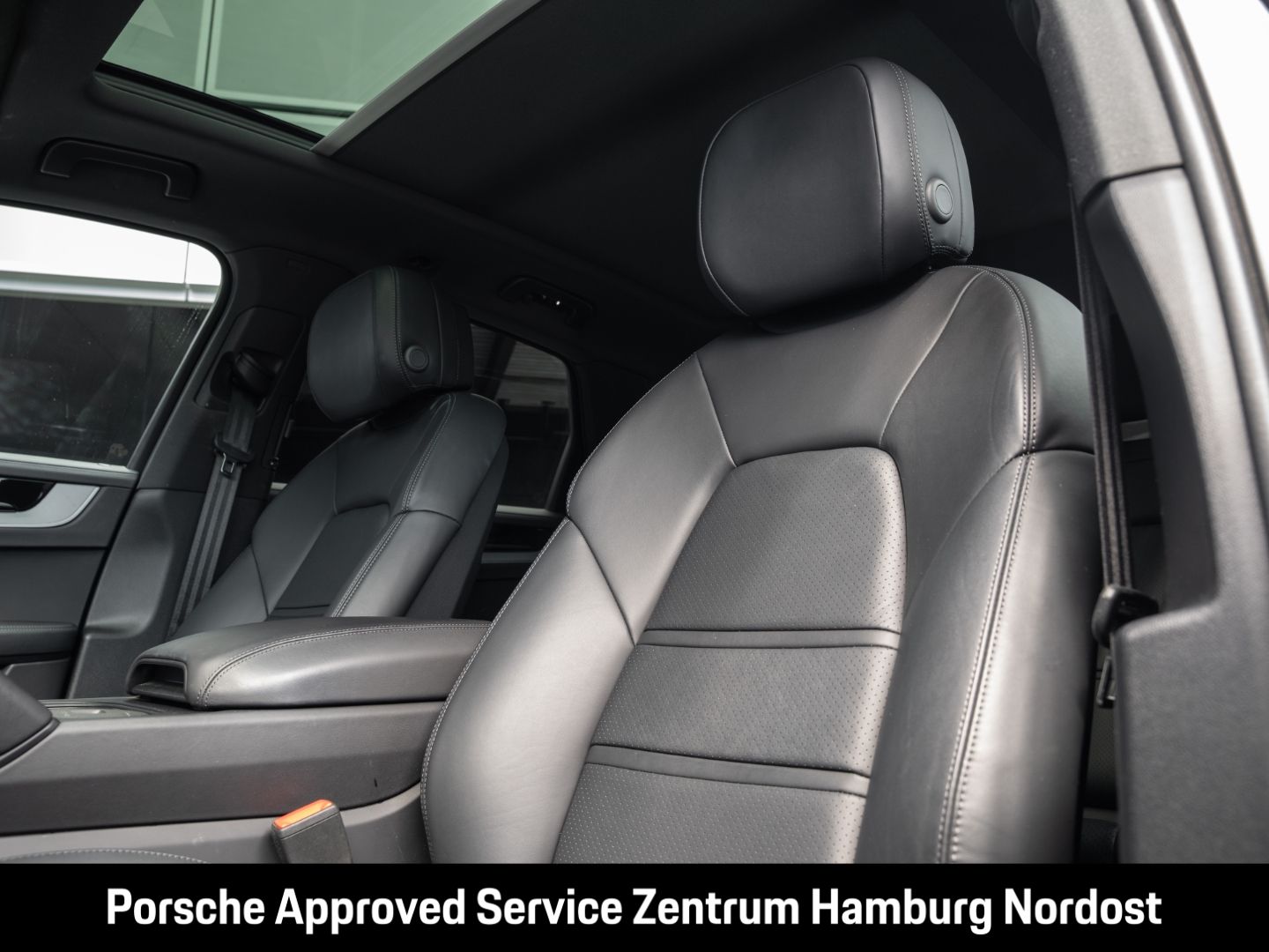 Porsche Cayenne Pano PASM Sportabgas. BOSE HD-Matrix-LED