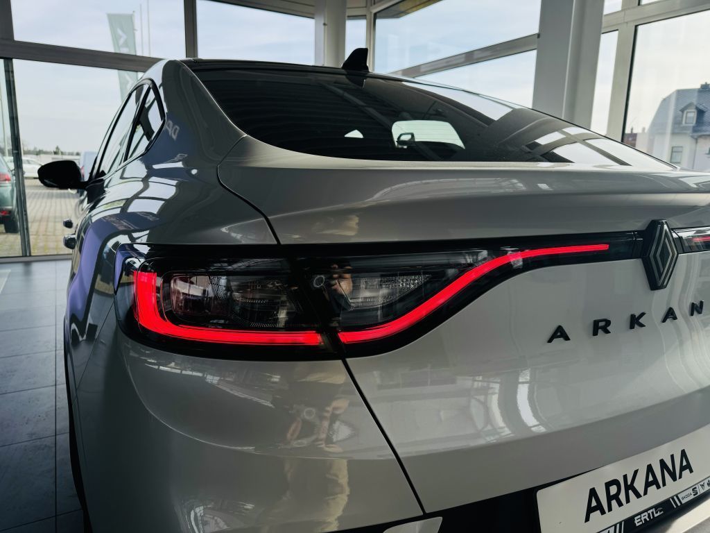 Renault Arkana ESPRIT ALPINE Full Hybrid - Samsaru's Car Outlet