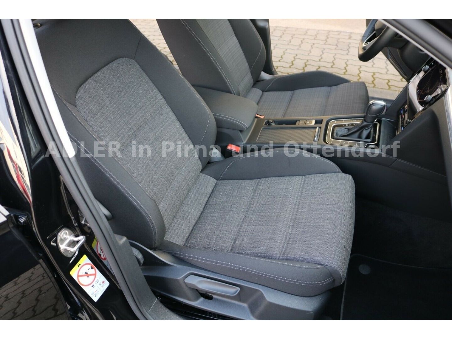 Volkswagen Passat 2.0 TDI DSG - Samsaru's Car Outlet