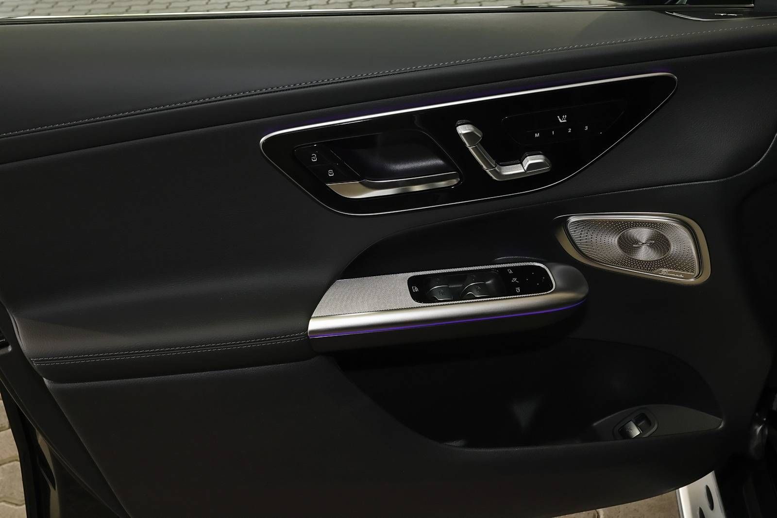 Mercedes-Benz GLC 300 d 4M AMG Standhz.+LED+Pano+AHK+Distronic