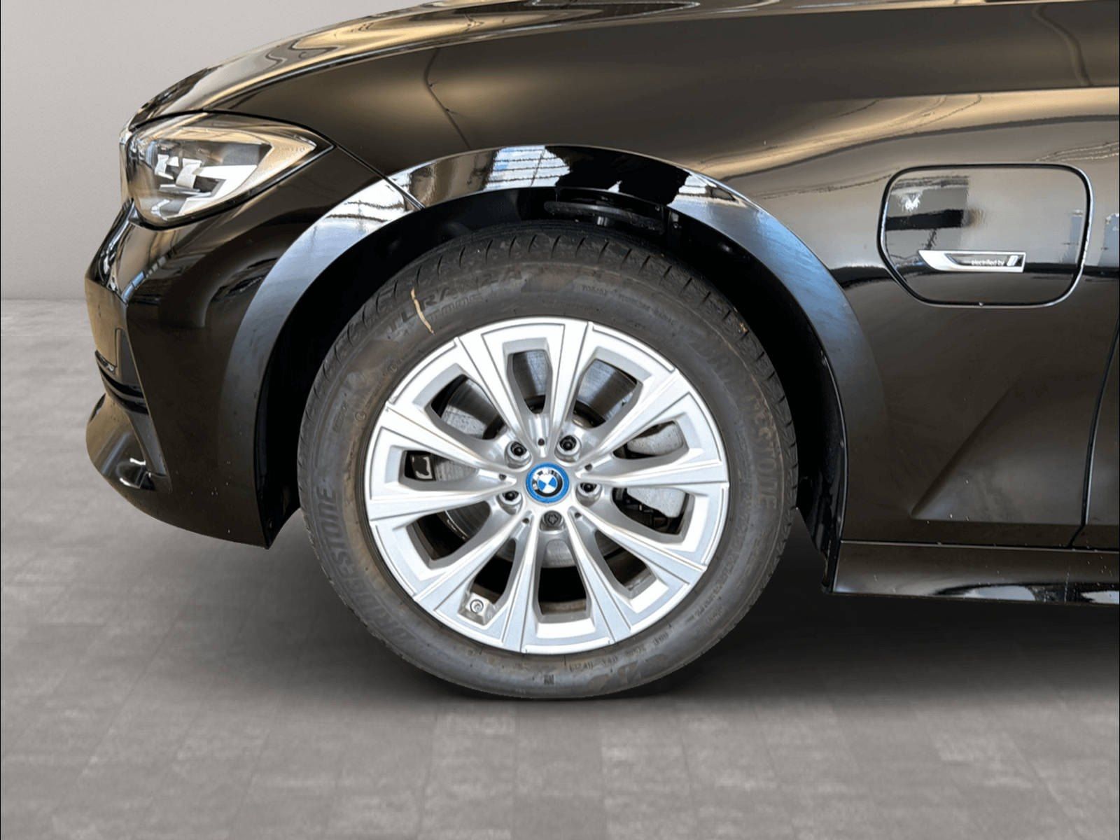 BMW 320e Touring - Samsaru's Car Outlet