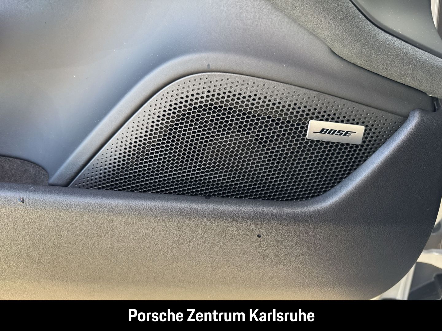 Porsche Taycan GTS BOSE InnoDrive Rückfahrkamera LED