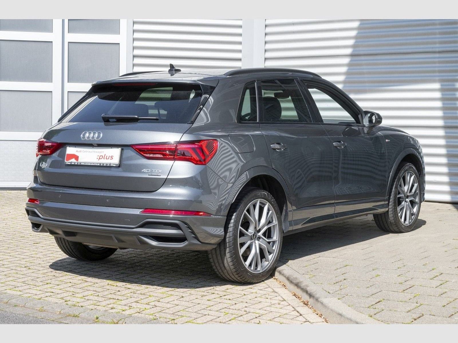 Audi Q3 S line 40 TDI quattro 'LED|AHK|Navi