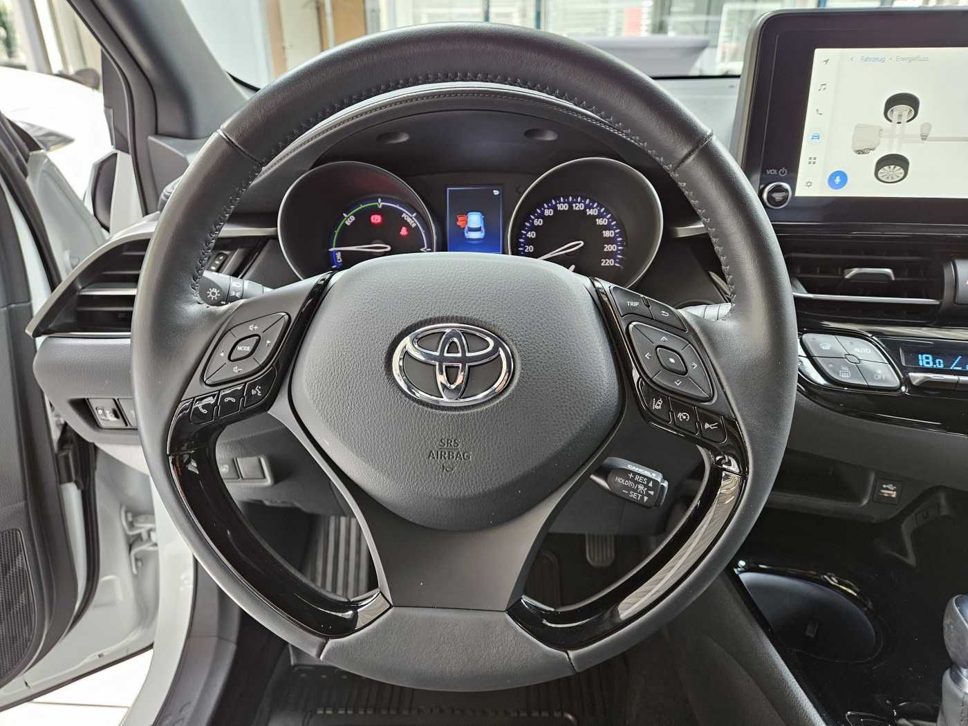 Toyota C-HR Hybrid Team DK - Samsaru's Car Outlet