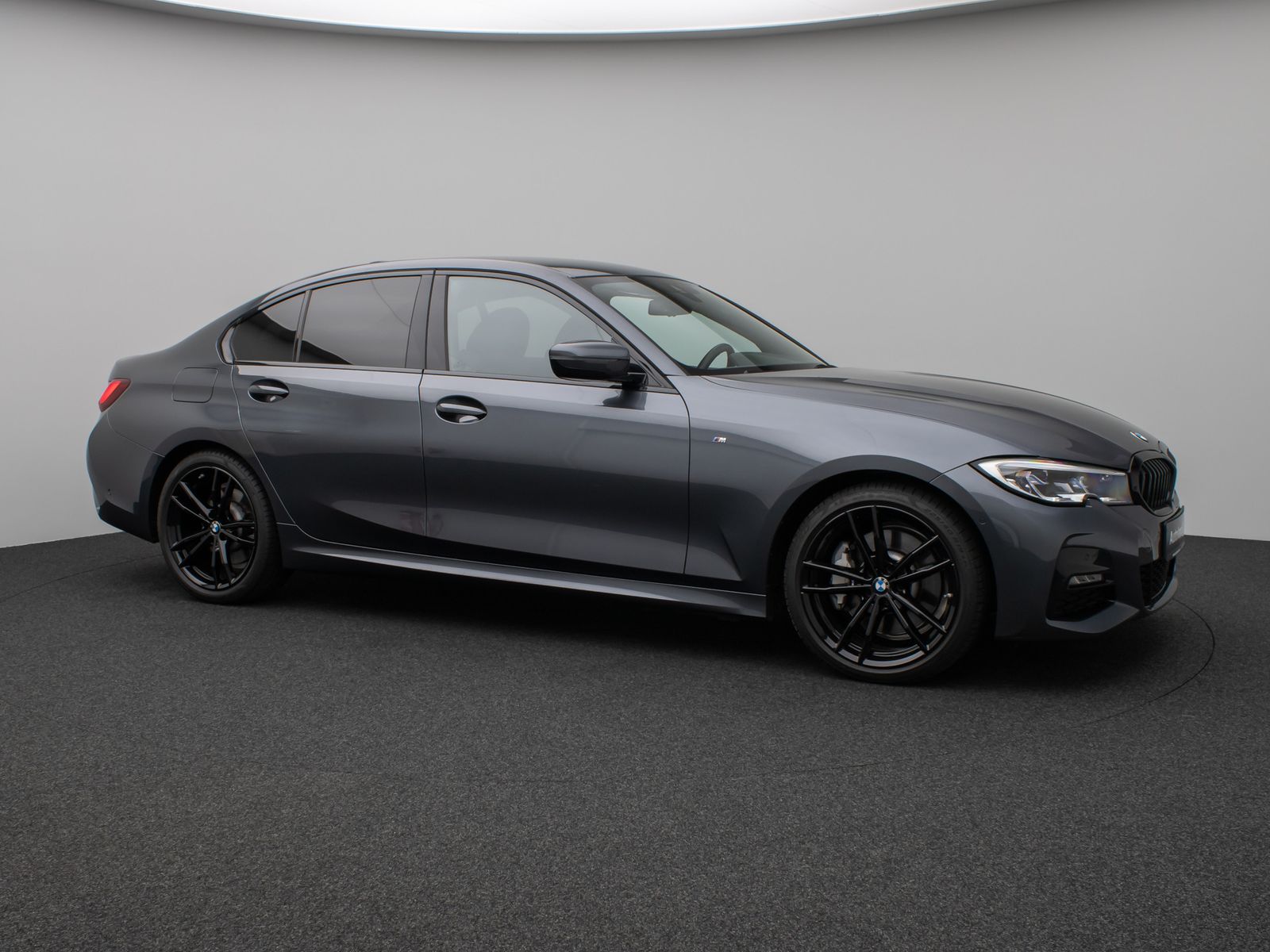 BMW 330i xD M Sport - Samsaru's Car Outlet