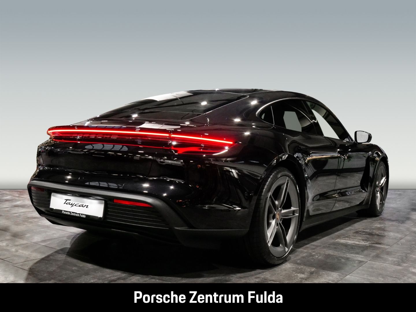 Porsche Taycan Surround-View LED-Matrix Head-Up BOSE