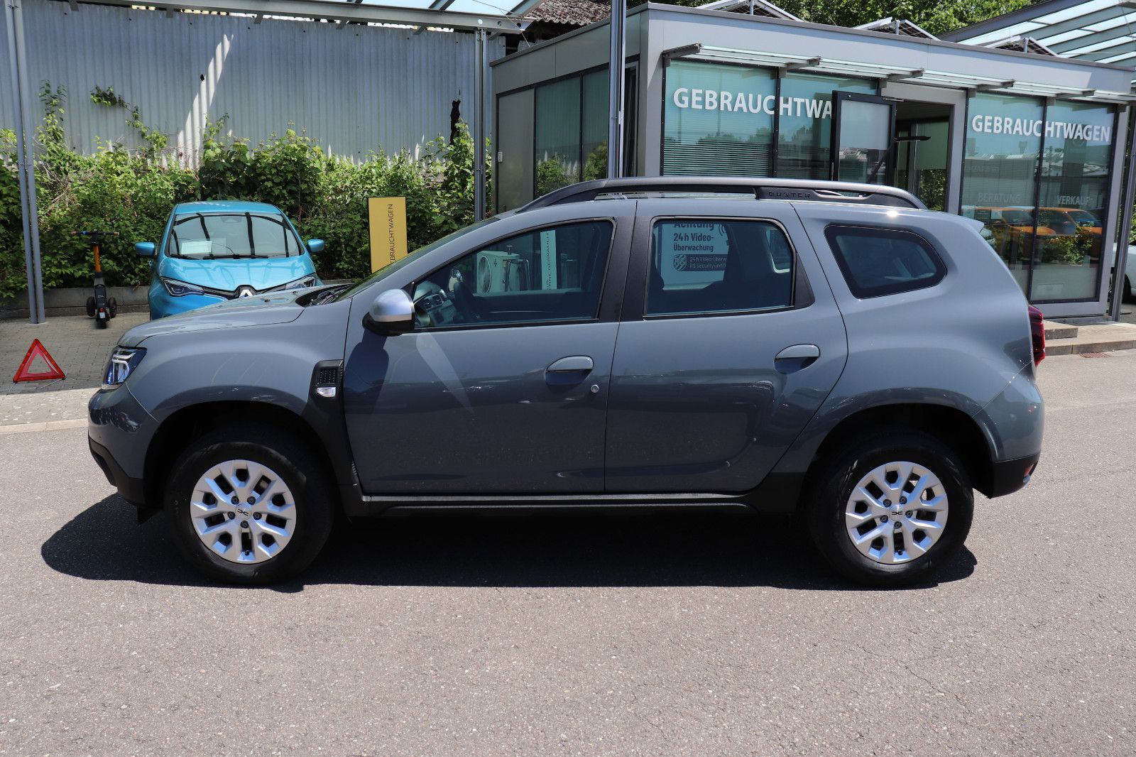 Dacia Duster II Expression - Samsaru's Car Outlet