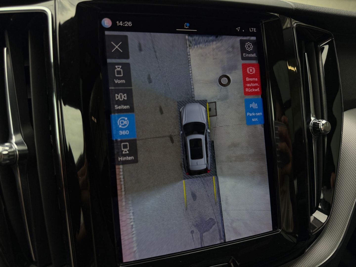 Volvo XC60 T8 R Design Recharge AWD Pano 360° Memory