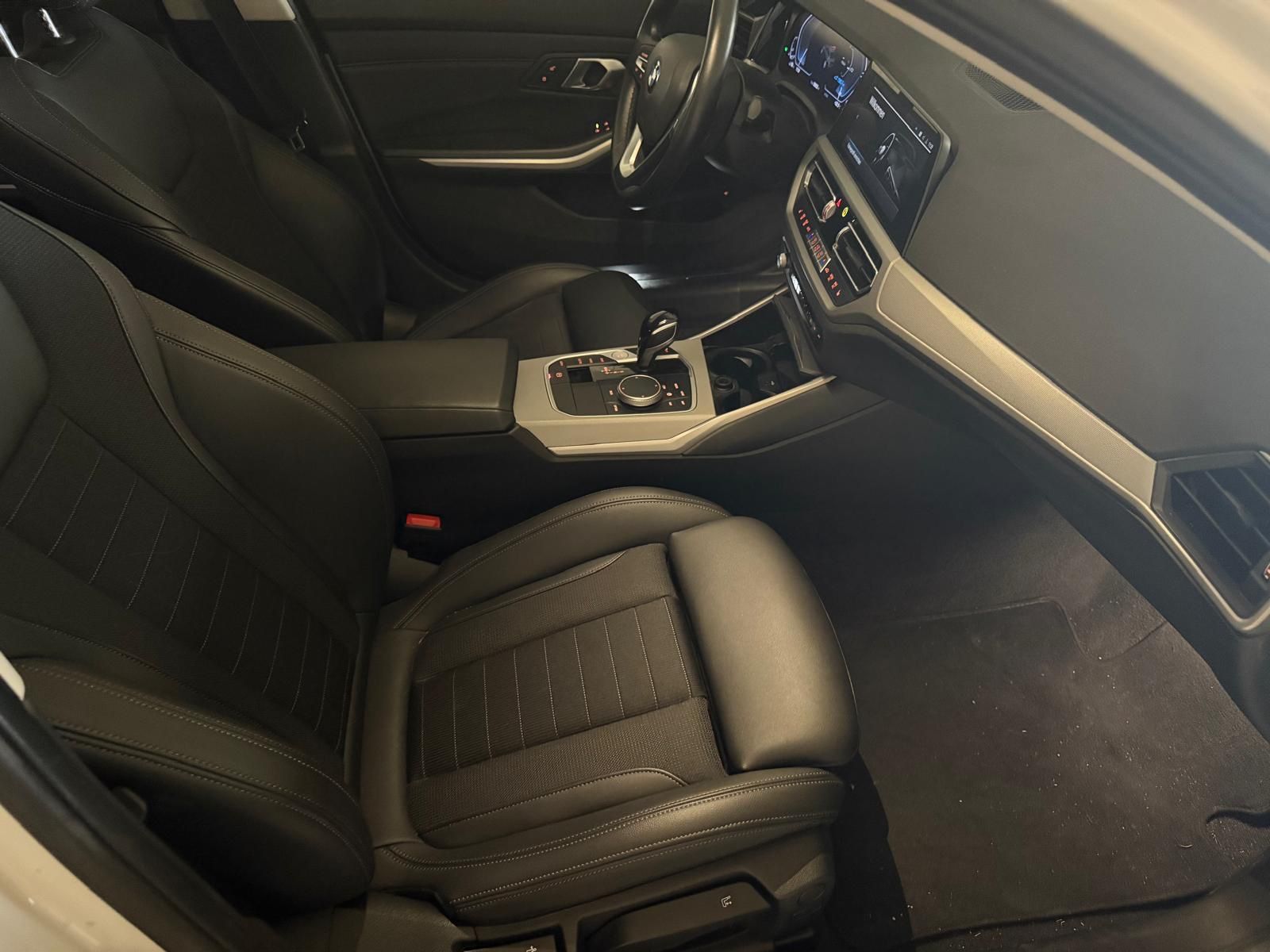 BMW 320e lim Advantage - Samsaru's Car Outlet