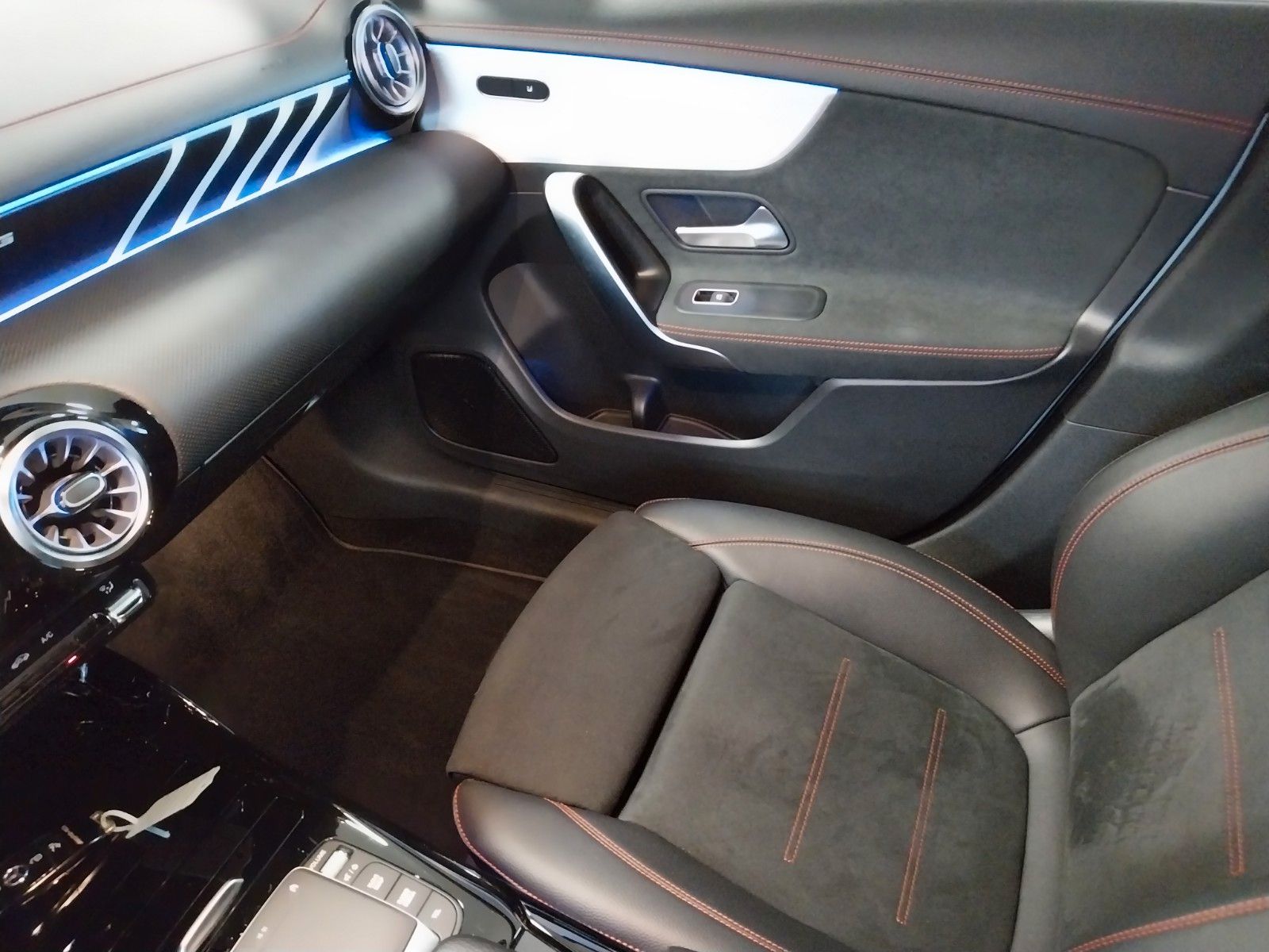 Mercedes-Benz CLA 35 AMG 4Matic - Samsaru's Car Outlet