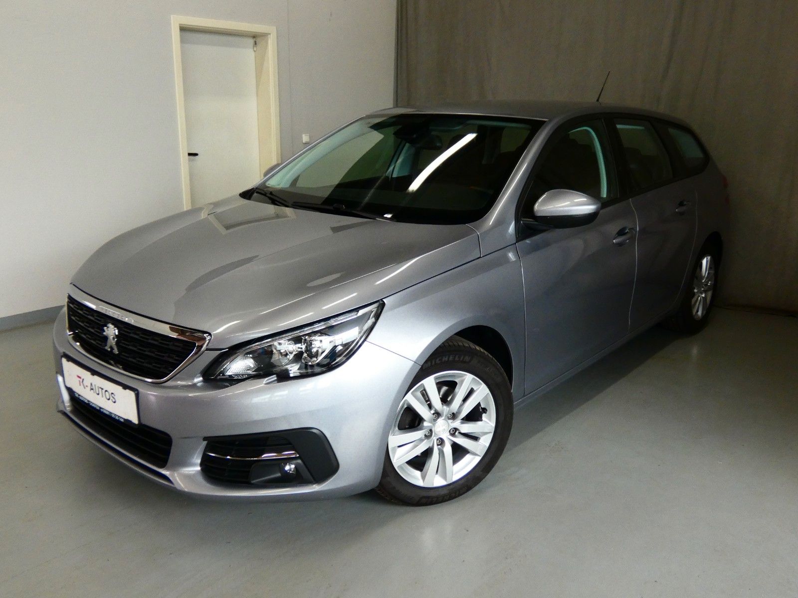 Peugeot 308 SW 1.5 HDi Active Pack - Samsaru's Car Outlet