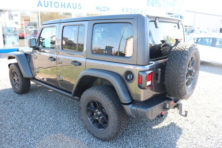 Jeep Wrangler Willys 3.6l VVT 4x4+Audio P.+Top-Zustan