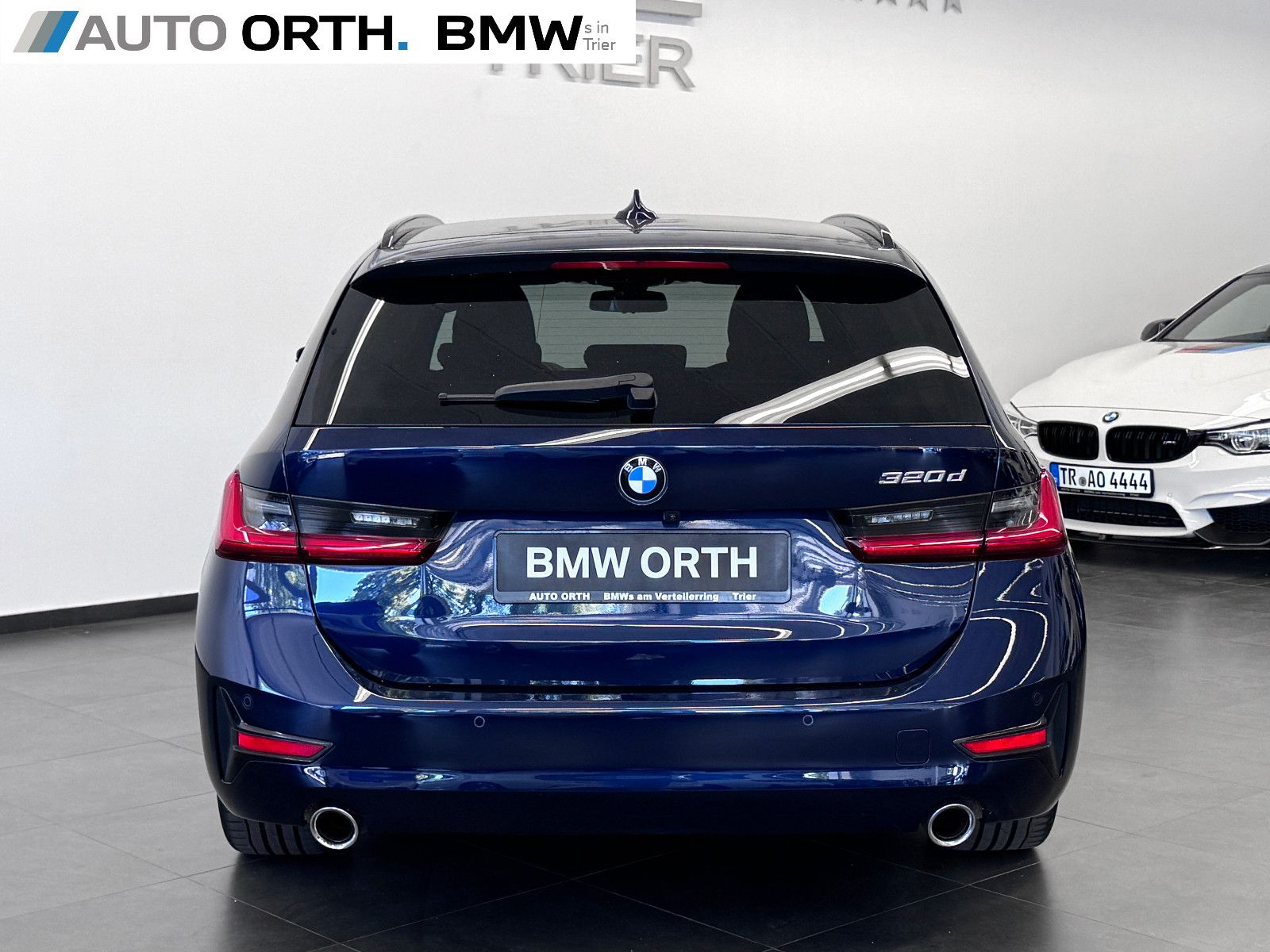 BMW 320d Touring AUTOM. LC-PROF - Samsaru's Car Outlet
