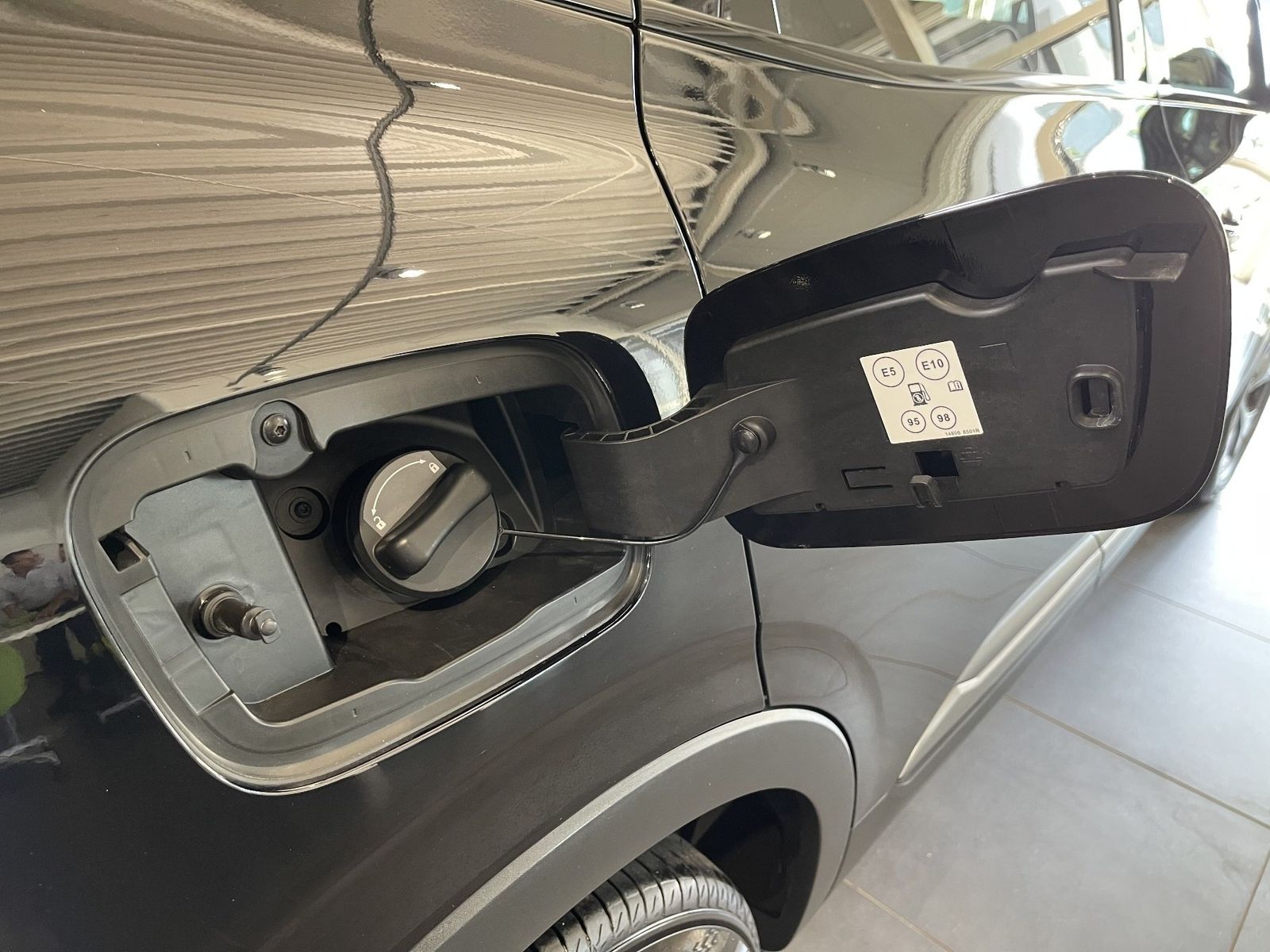 Renault Arkana R.S. LINE E-TECH - Samsaru's Car Outlet
