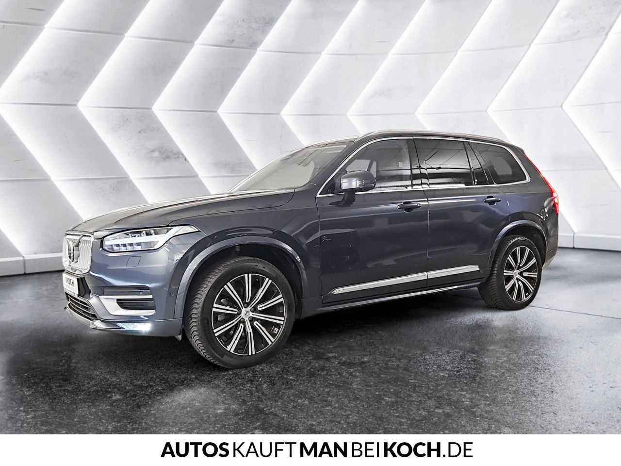 Volvo XC90 B5 AWD PlusBright STHz AHK 360 VLED MEM H&K
