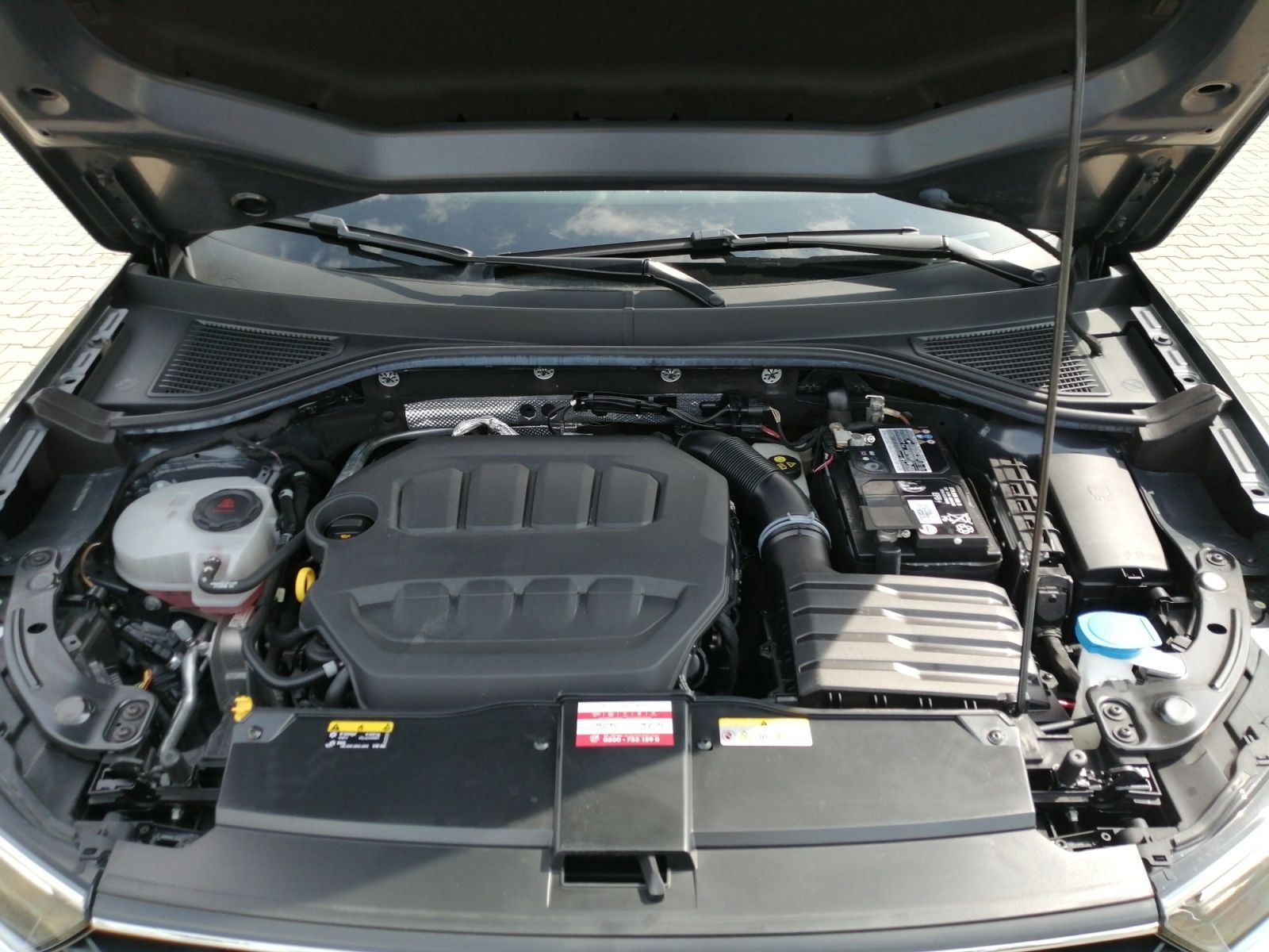 Volkswagen T-Roc Highline 2.0 TSI DSG 4M - Samsaru's Car Outlet