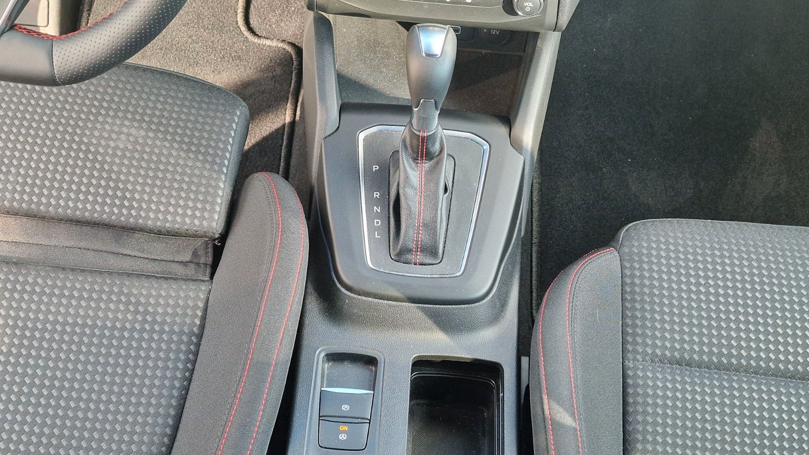 Ford Focus Turnier ST-Line|Autom.|Winterp.|FAP2|