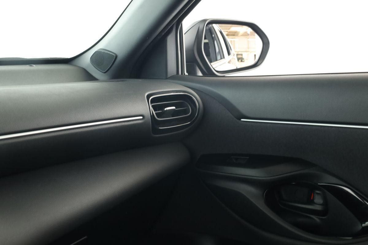 Toyota Yaris Cross CVT Team D LED Navi SHZ iACC Kam 17"