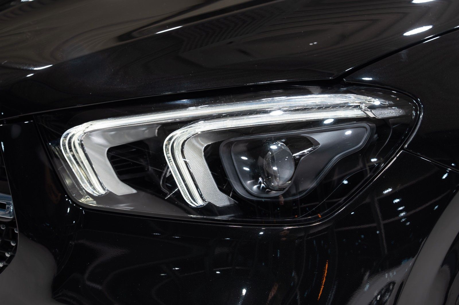 Mercedes-Benz GLE 350de 4M*AMG-LINE*NIGHT*SOFT-CLOSE*BURMESTER