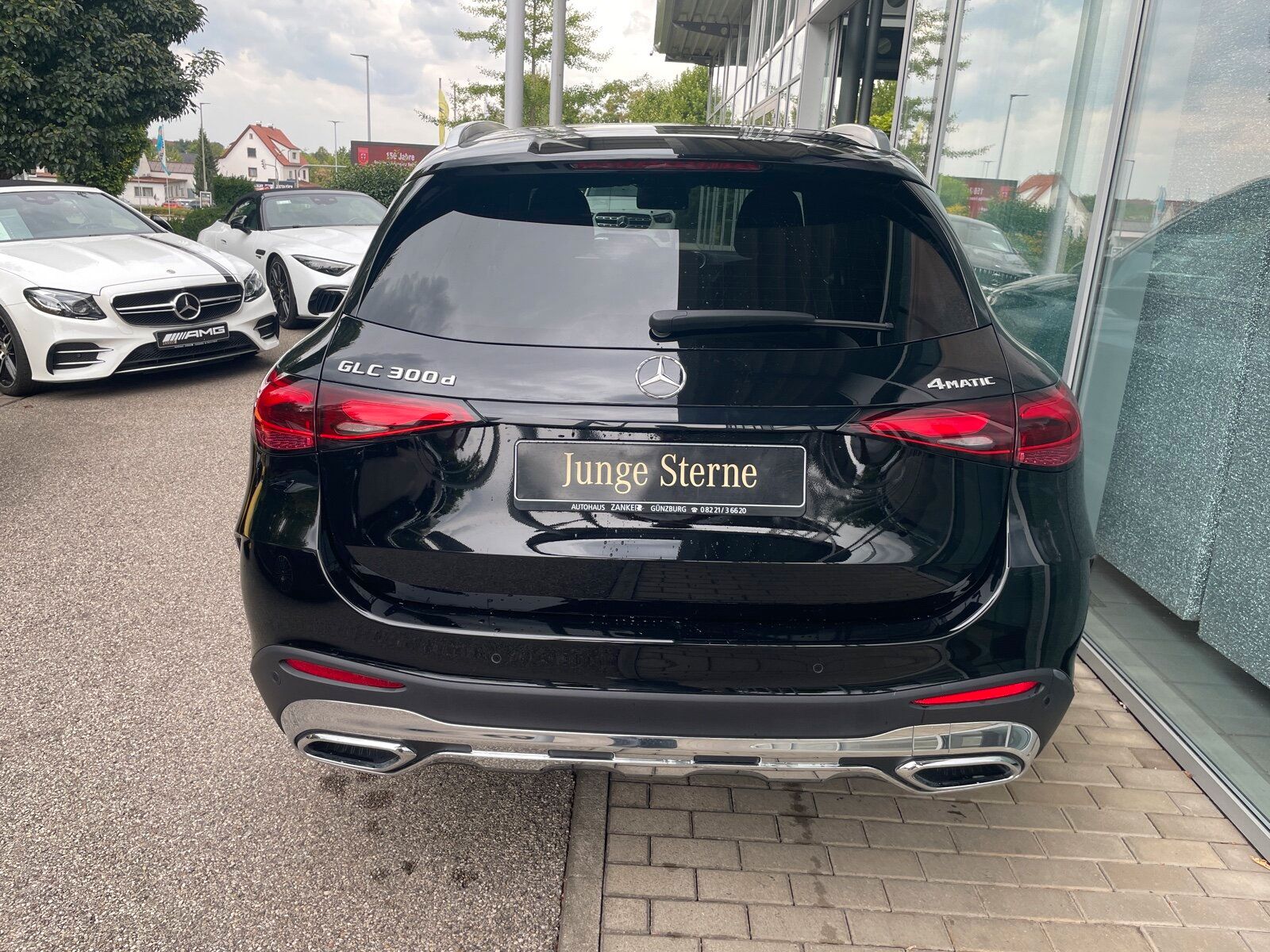 Mercedes-Benz GLC 300 d 4M AMG*AHK*DISTRONIC*MEMORY*LED*CAM