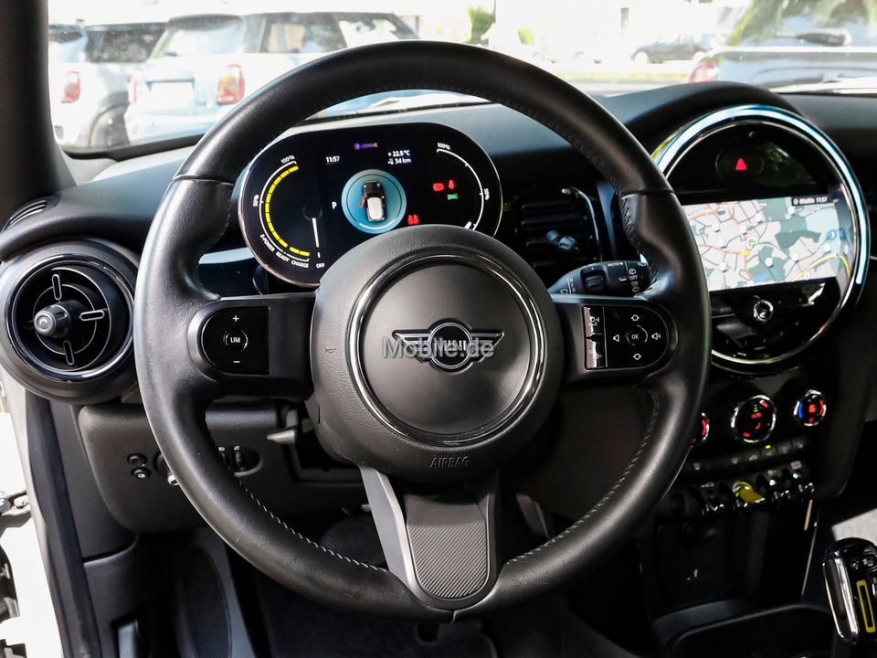 MINI COOPER SE Cooper SE Essential - Samsaru's Car Outlet