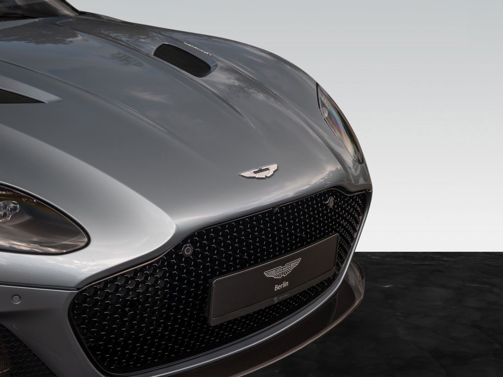 Aston Martin DBS Superleggera | Special Paint | PPF