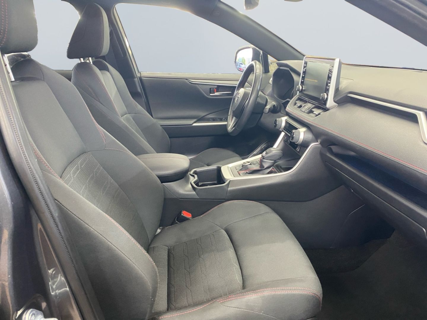 Toyota RAV 4 Plug-in-Hybrid - Samsaru's Car Outlet