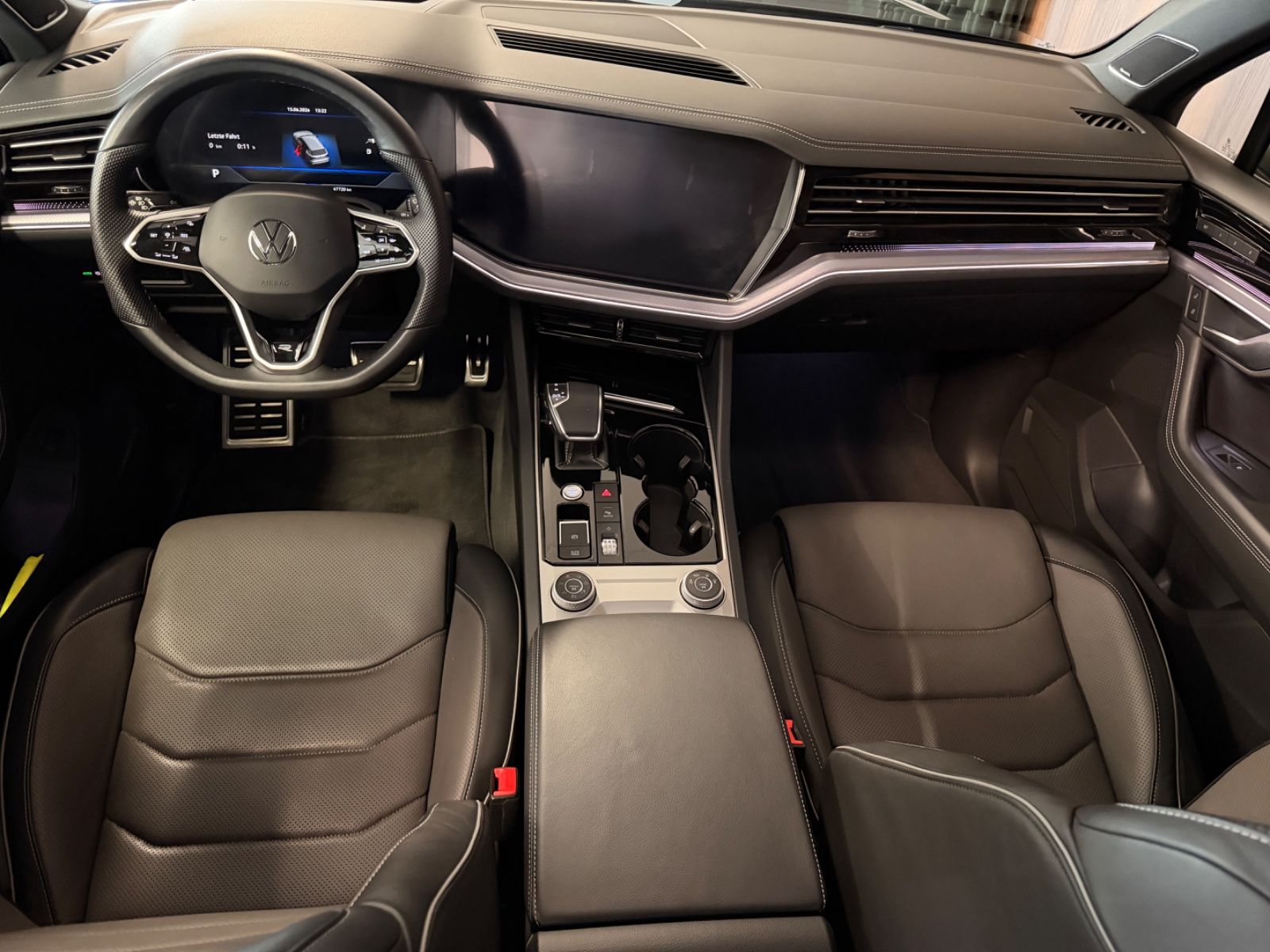 Volkswagen Touareg 3.0 TDI R-Line 4Motion°LED°Pano°Voll°360