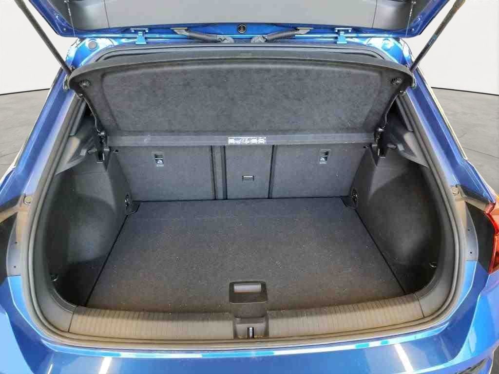 Volkswagen T-Roc 1.5 TSI Sport - Samsaru's Car Outlet