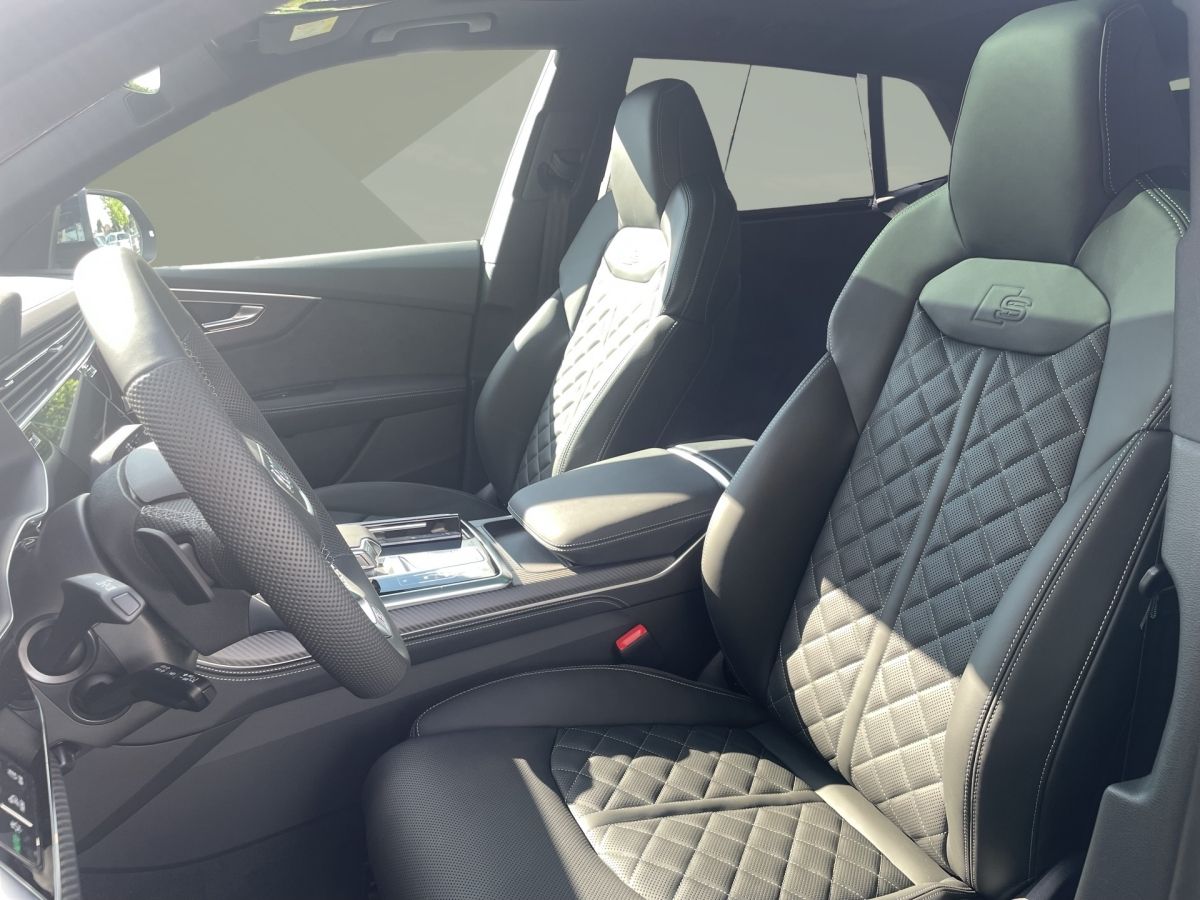 Audi Q8 50TDI quattro - Samsaru's Car Outlet