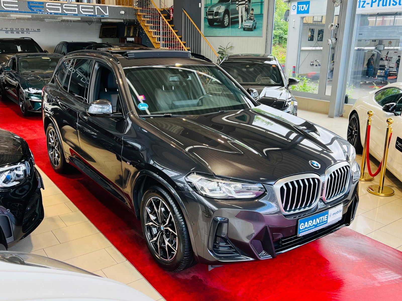 BMW X3 xDrive 30i M-Sportpaket - Samsaru's Car Outlet