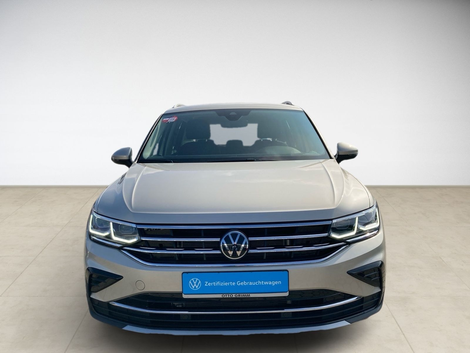Volkswagen Tiguan 1.5 TSI Elegance - Samsaru's Car Outlet