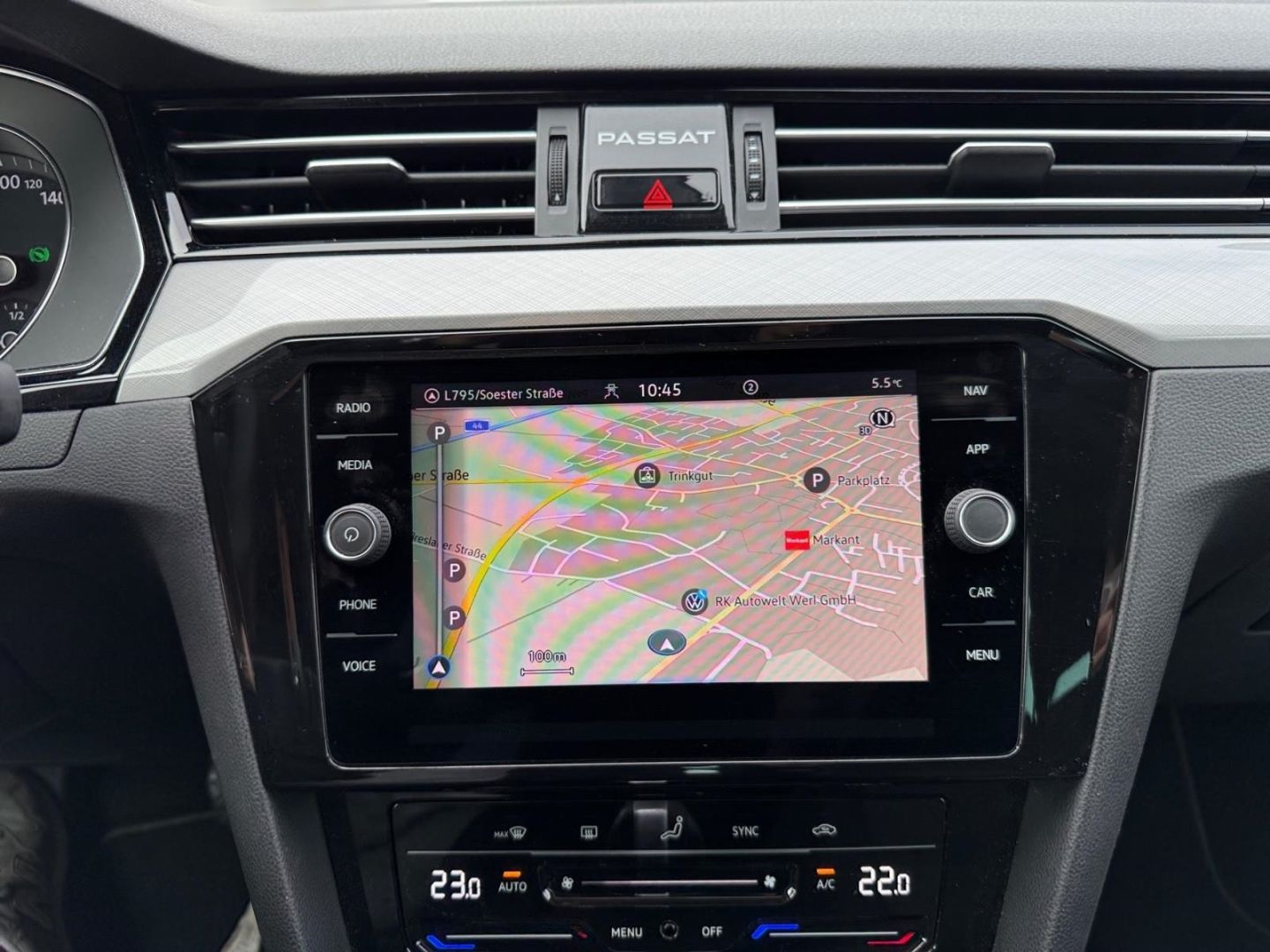 Volkswagen Passat 2.0 TDI DSG - Samsaru's Car Outlet