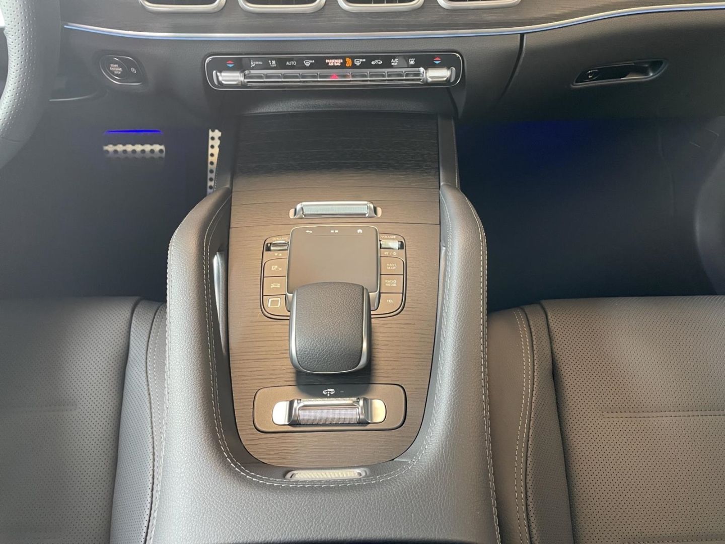 Mercedes-Benz GLE 450 d 4M AMG NIGHT AHK PANO FAP BUR AIRM.360
