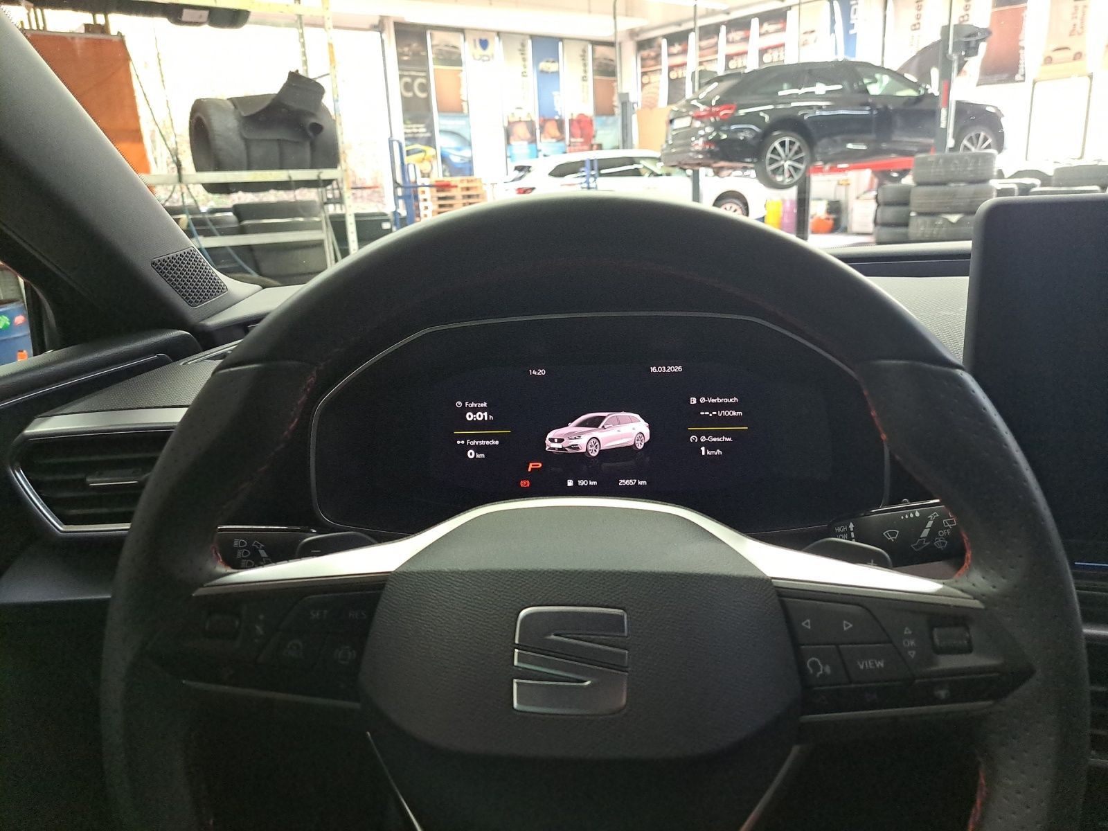 Seat Leon Sportstourer FR 2.0 TDI LED*RFK*AHK*Navi*AC