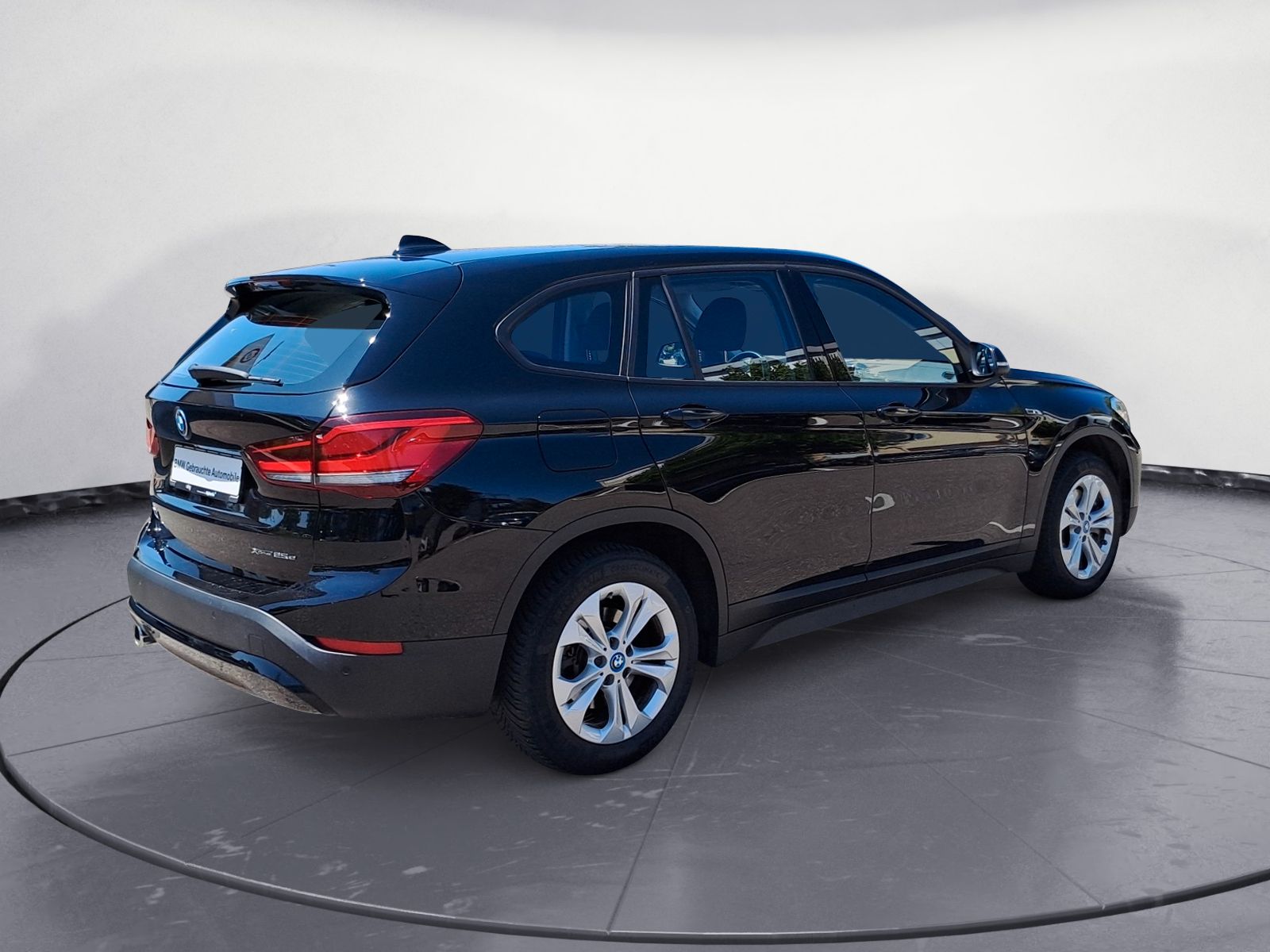 BMW X1 xDrive25e Advantage - Samsaru's Car Outlet