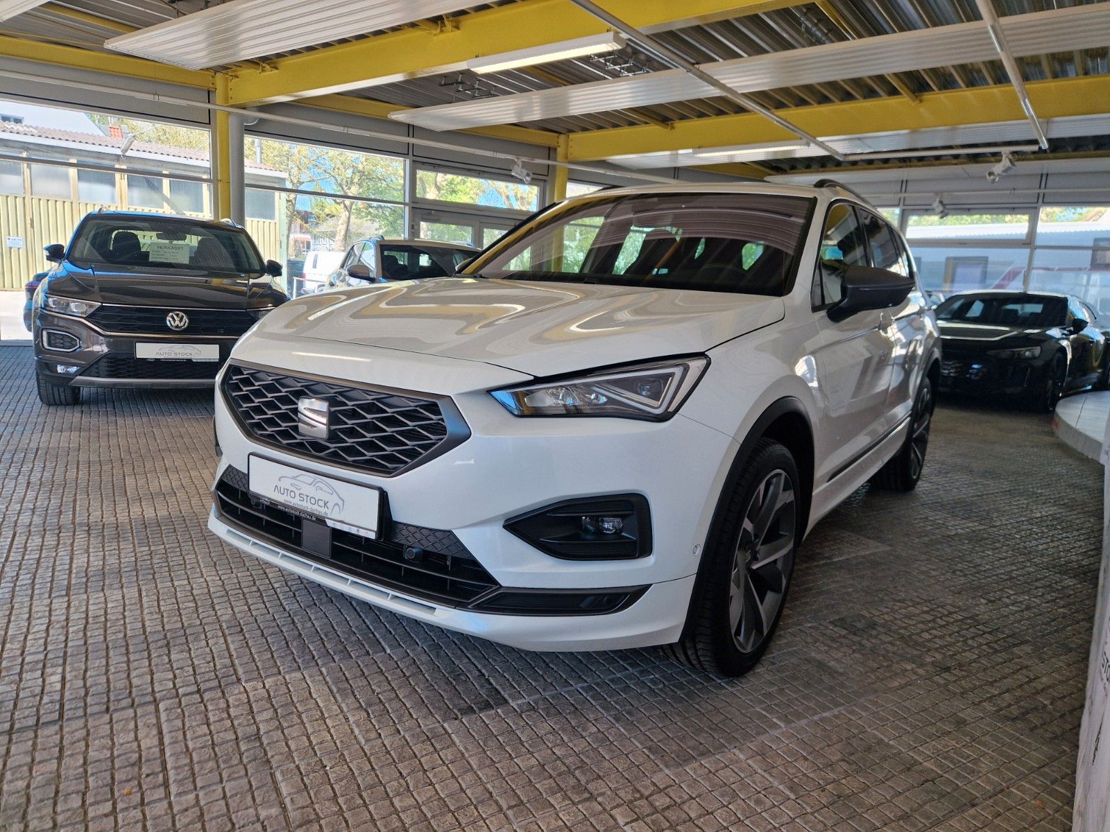 Seat Tarraco FR 2.0 TDI 4Drive DSG beats AHK Standhei
