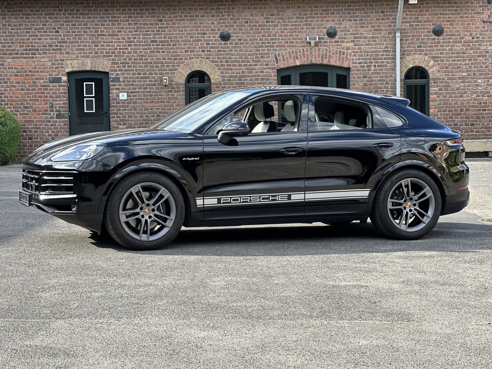 Porsche Cayenne E-Hybrid Coupe INNODRIVE*BELÜFTUNG*BOSE*